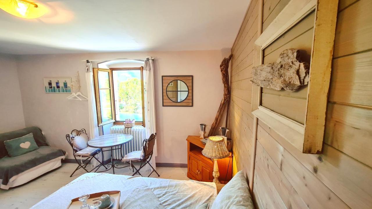 Bed and Breakfast Le Doux Nid Chanaz Exteriér fotografie